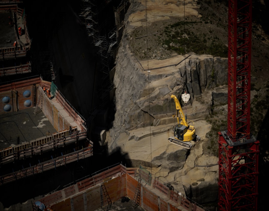 Formwork and construction equipment
